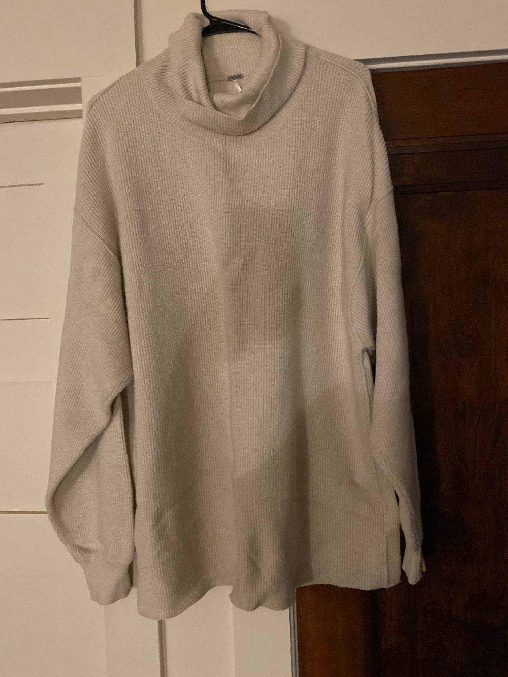 Free People Cream Turtleneck sz M